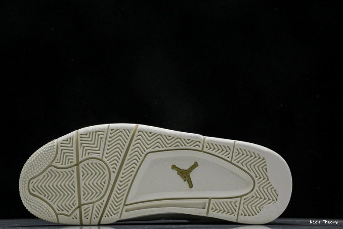 Kick Theory 4 AQ9129-170 Jordan Gold Metallic Retro 0713